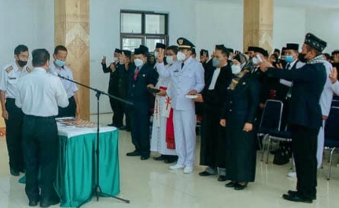 19 Pejabat dan 20 Camat Dilantik