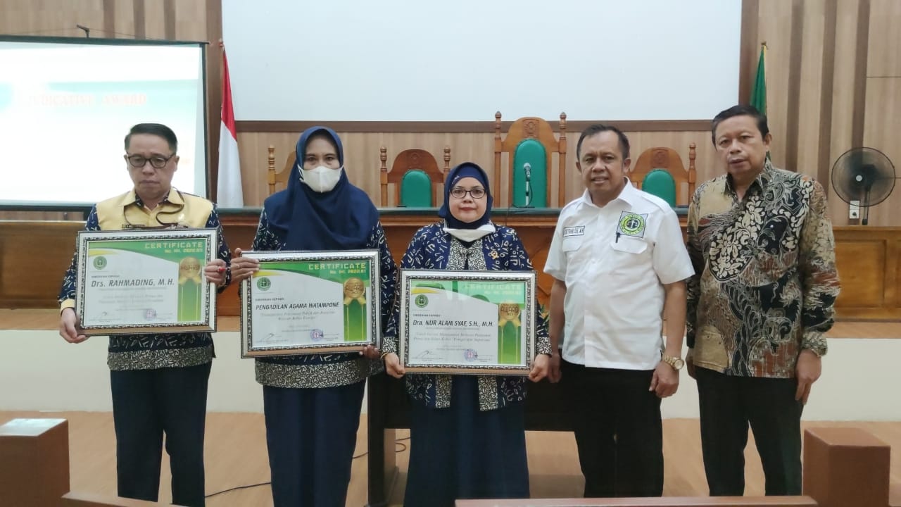 PA Watampone Terima  Judicative Award dari IHI