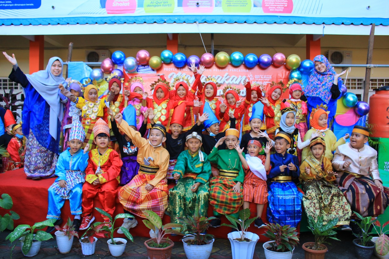 SDIT Ar Rahmah Rayakan  Keberagaman Budaya