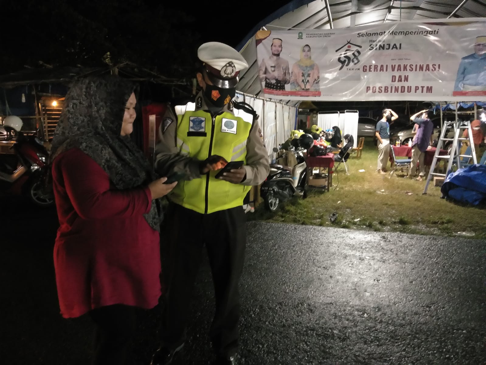 Pengunjung Wajib Tunjukkan Kartu Vaksin Saat Masuk Pasar Rakyat Mini Expo UMKM