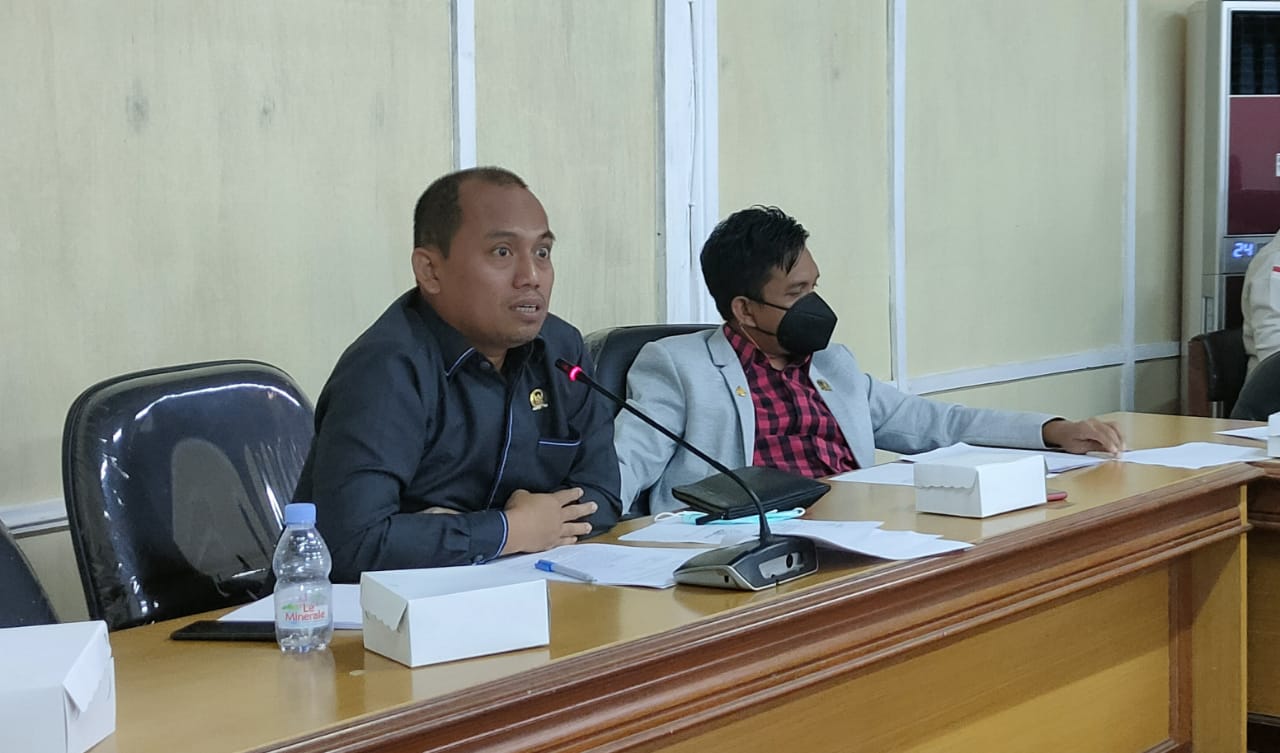 Pansus Rapatkan Pembahasan Ranperda tentang Penamaan Jalan, Bangunan dan Obyek Wisata Provinsi Sulbar