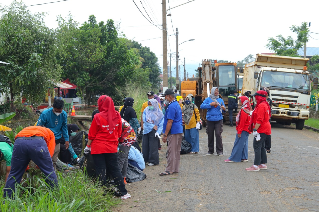 Program Bersih-bersih Lingkungan PT Vale Diapresiasi