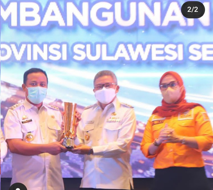Taufan Pawe Antar Kota Parepare Raih Penghargaan Pembangunan Terbaik