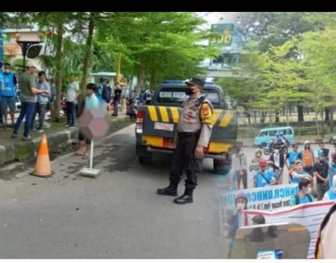Polisi Kawal Aksi Pengungsi Imigran