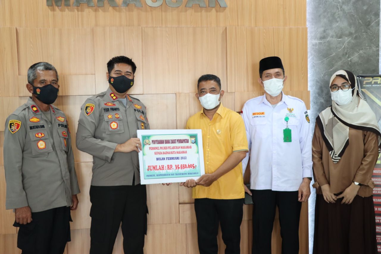 Polres Pelabuhan Makassar kembali Serahkan Zakat Mal ke Baznas