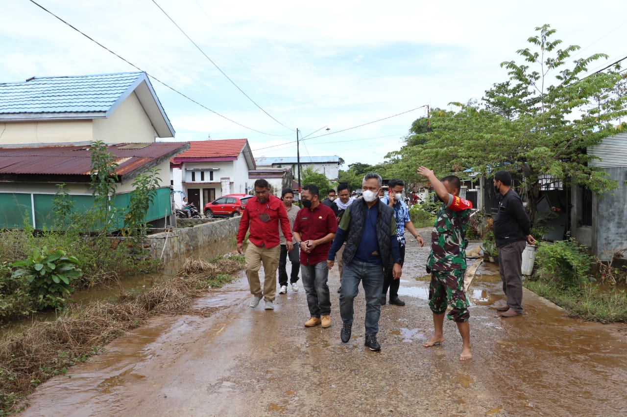Budiman Tinjau Korban Banjir