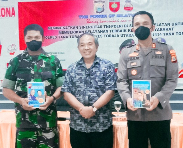 Dr Aqua Bekali Personel TNI-Polri di Tator