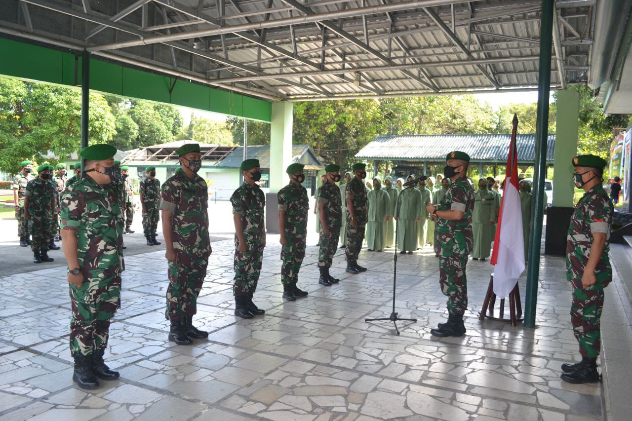 13 Perajurit TNI Jajaran Kodim 1405/Parepare Naik Pangkat Satu Tingkat.