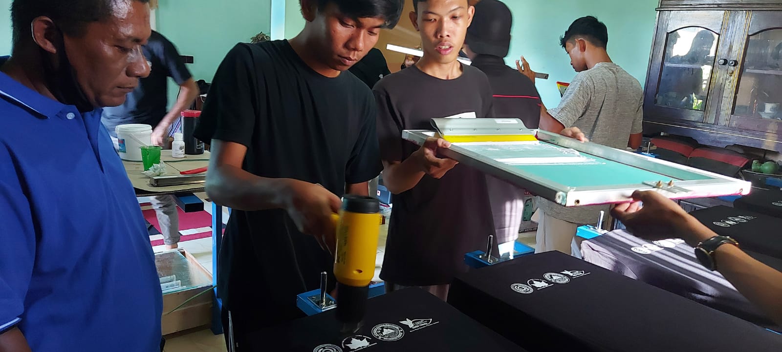 Berdayakan Pemuda Setempat, Semen Tonasa Cetak Pengusaha Muda