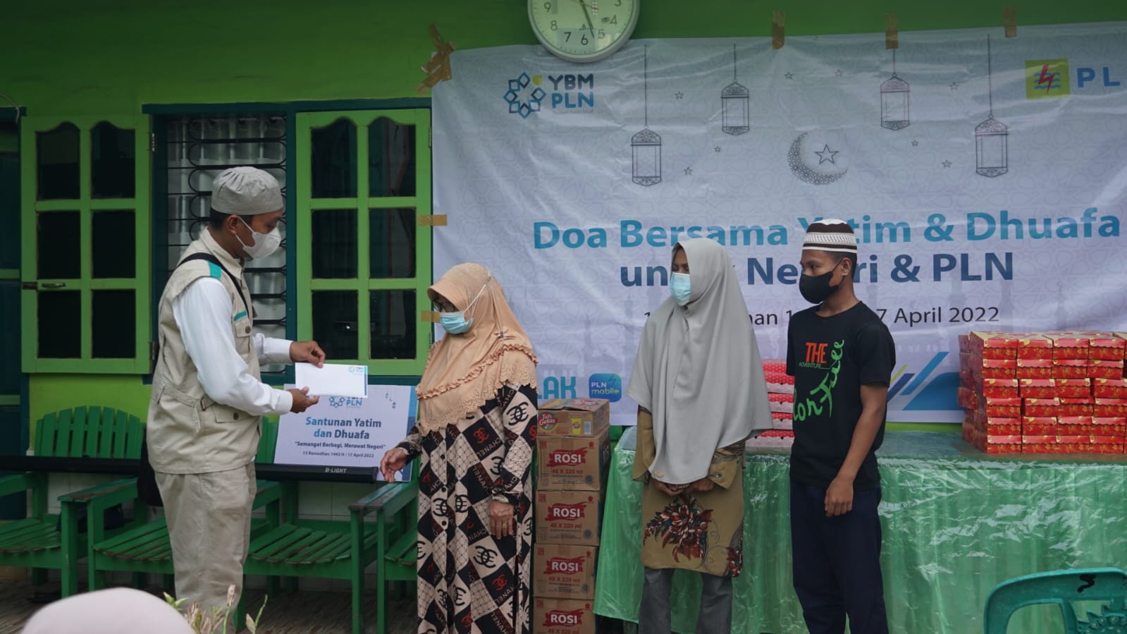 YBM PLN Lakukan Doa Bersama Anak Yatim dan Kaum Dhuafa Serentak se-Indonesia