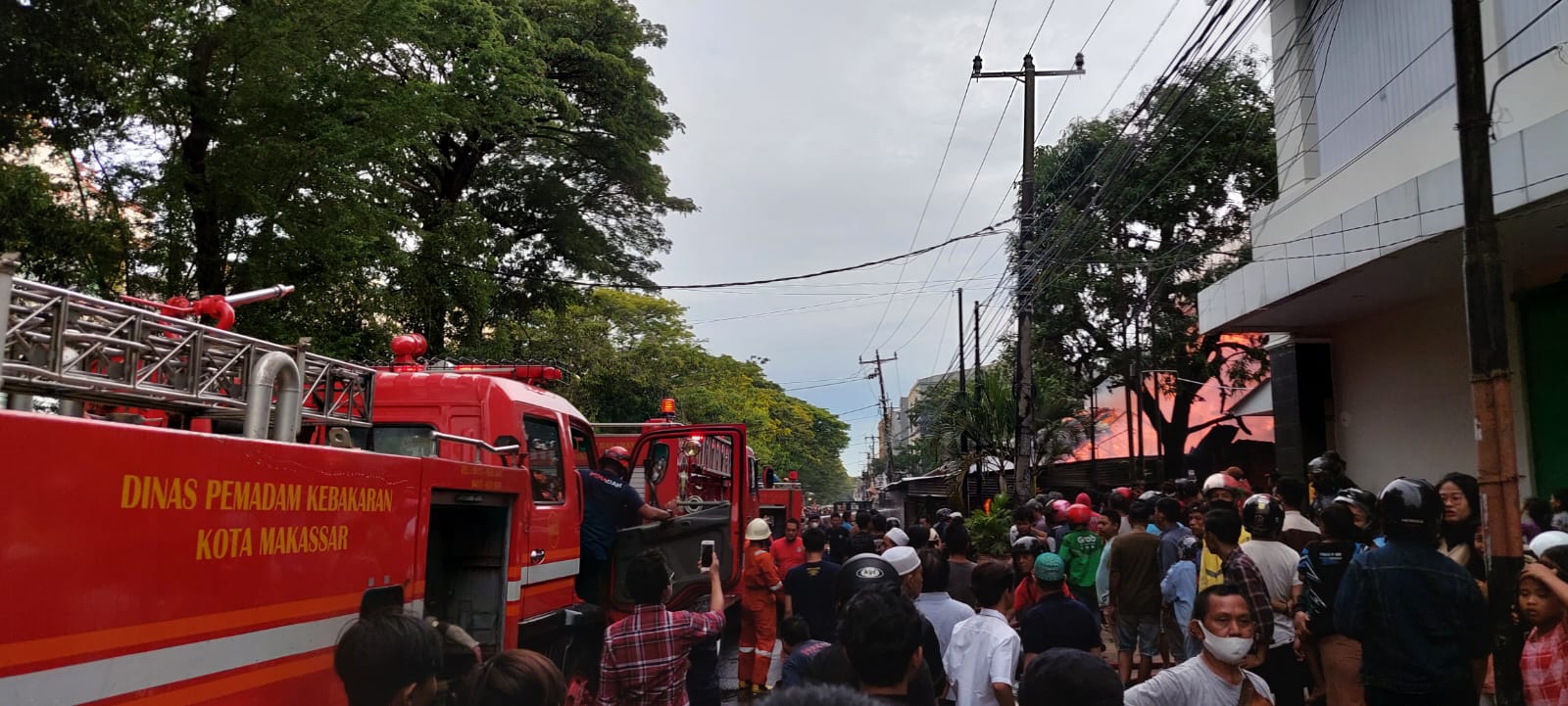 Asrama Perintis di Jalan Vetsel Terbakar