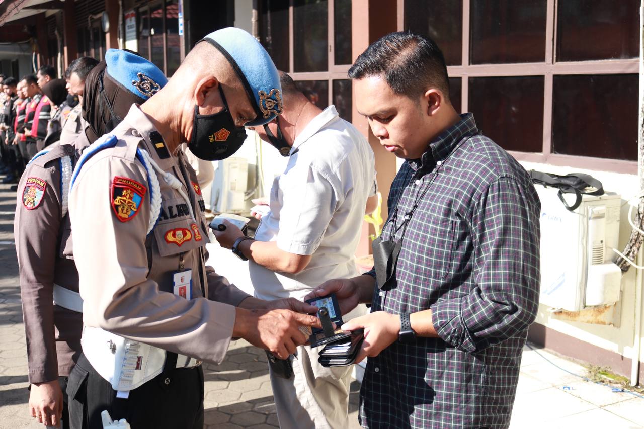 Propam Polres Pelabuhan Makasssr Lakukan Gaktibplin