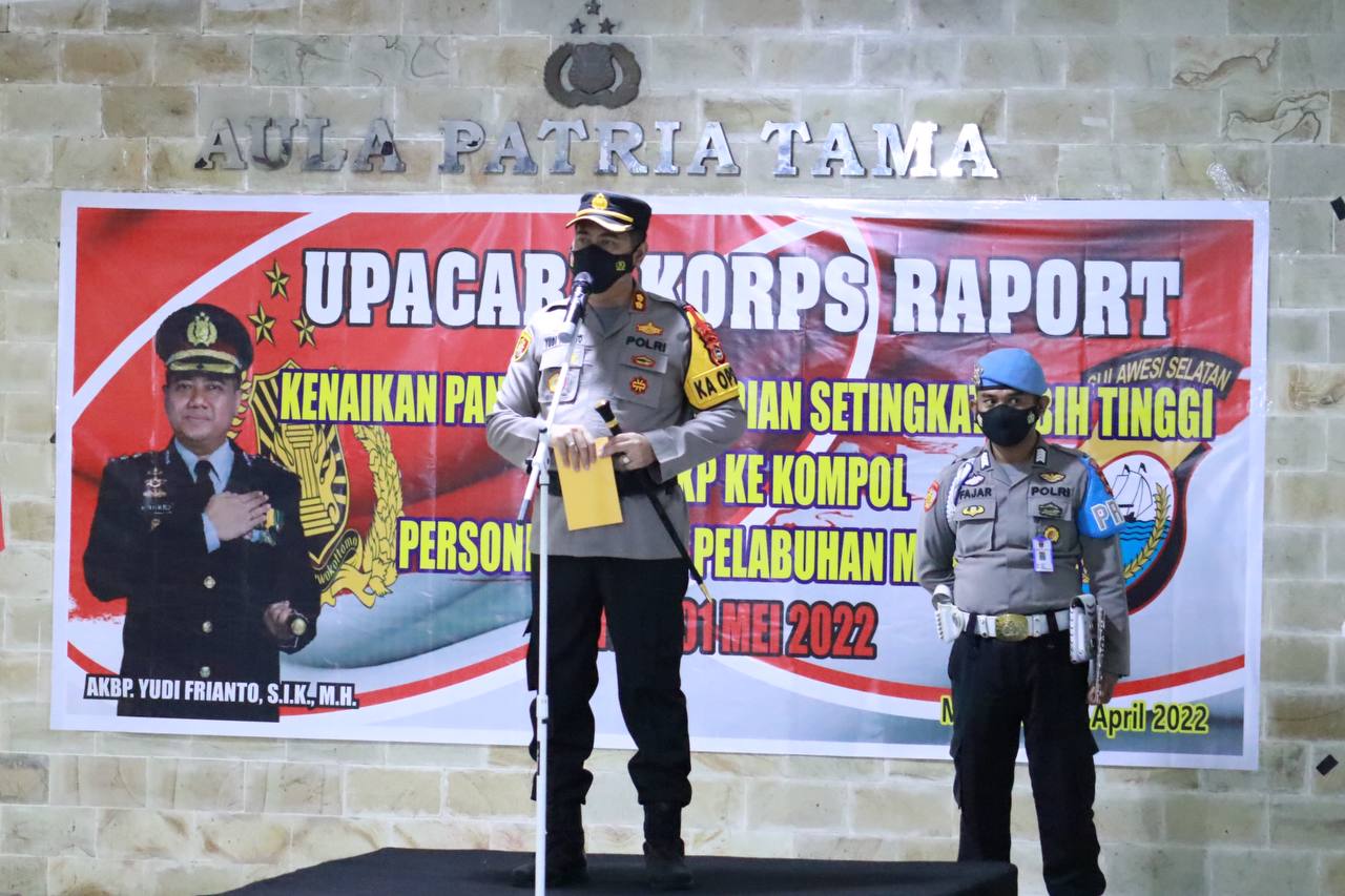 Kapolres AKBP Yudi Frianto Pimpin Upacara Korps Raport Kenaikan Pangkat Pengabdian