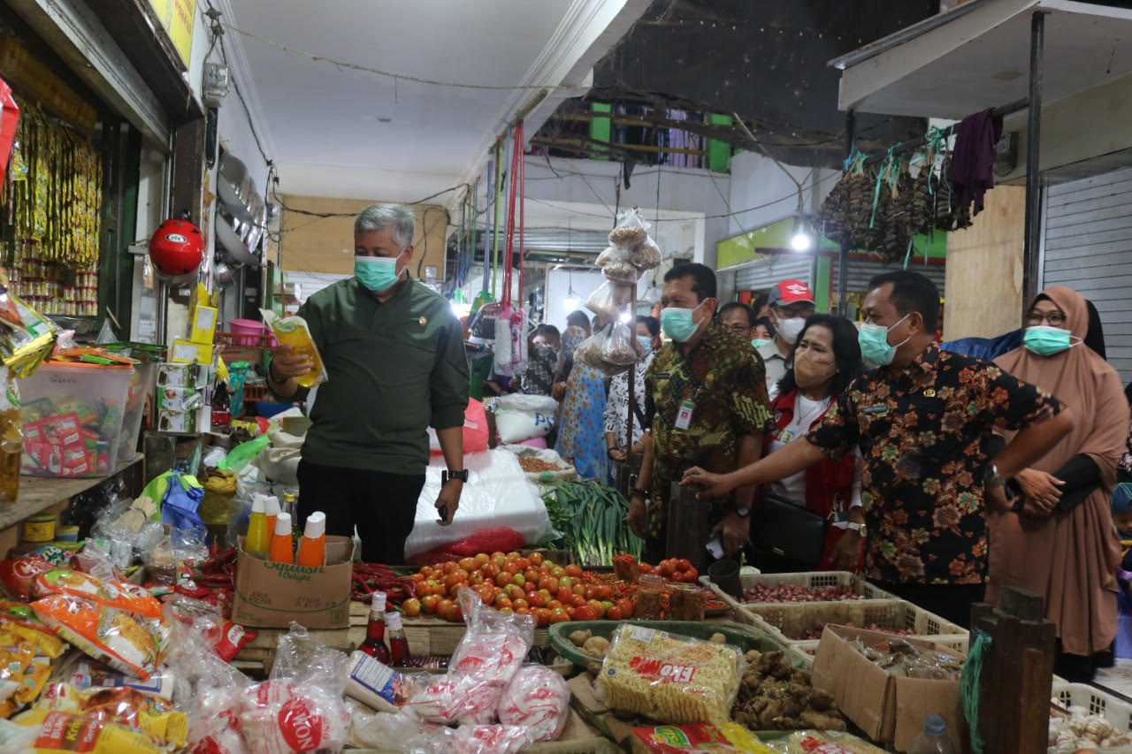 Irwan Hamid Sidak Pasar
