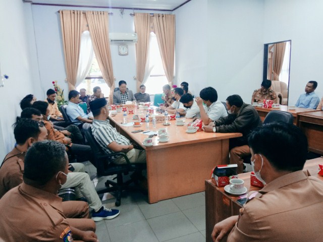 DPRD Bahas Tindaklanjut Listrik Masuk Kayuosing