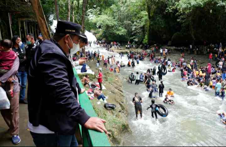 Kunjugan Wisata di Bantimurung Membludak, Bupati Maros Optimis Target PAD Tercapai