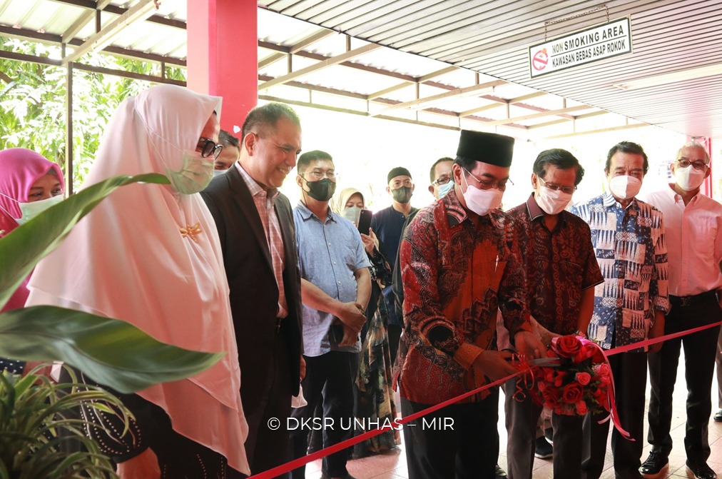 Sjamsuddin Dg Mangawing  Jadi Nama Aula FK Unhas