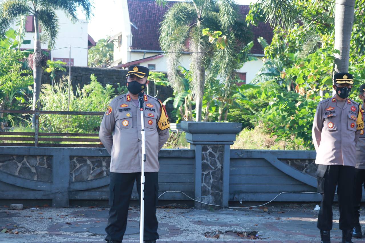 Malam Takbiran Idul Fitri  H/2022 M, Polres Pelabuhan Makassar Gelar  Apel Siaga