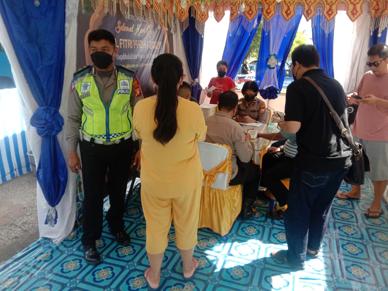 Polres Pelabuhan Makassar Lengkapi Layanan Vaksinasi di Pospam Ketupat