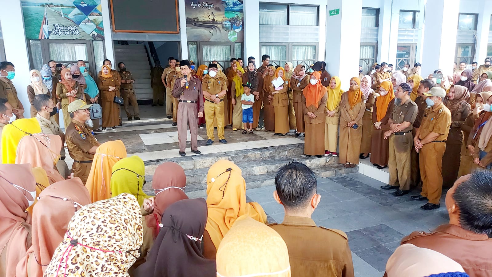 Hari Pertama Masuk Kerja, Wabup Saiful Arif Tekankan Fokus Melayani Masyarakat