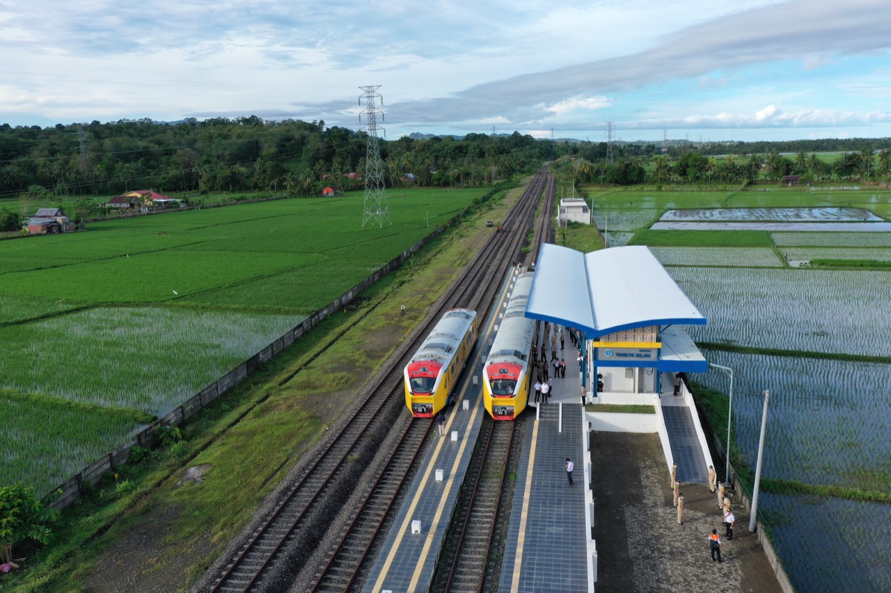 Kereta Api Dioperasikan Oktober