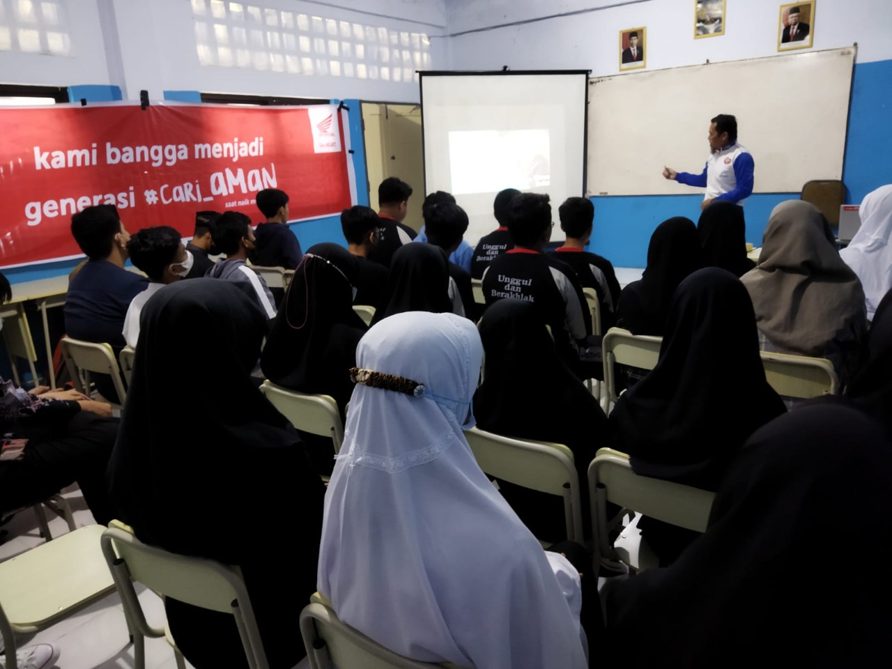 Asmo Sulsel Sebar Virus Safety Riding di SMA Al Akhyar
