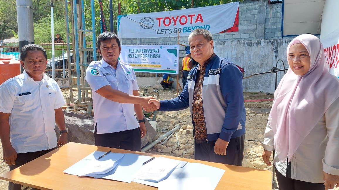 SP TAM Serahkan Hibah