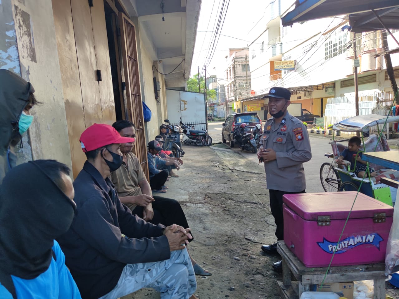 Cegah Radikalisme, Personel Satbinmas Polres Pelabuhan Makassar lakukan Binluh