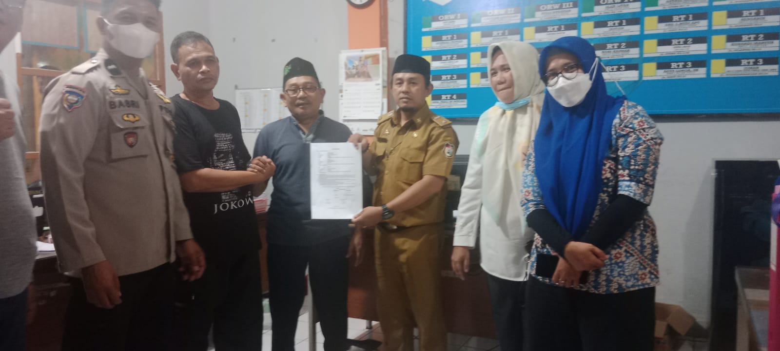 Lewat Problem Solving, Bhabinkamtibmas Pattunuang Damaikan Warganya