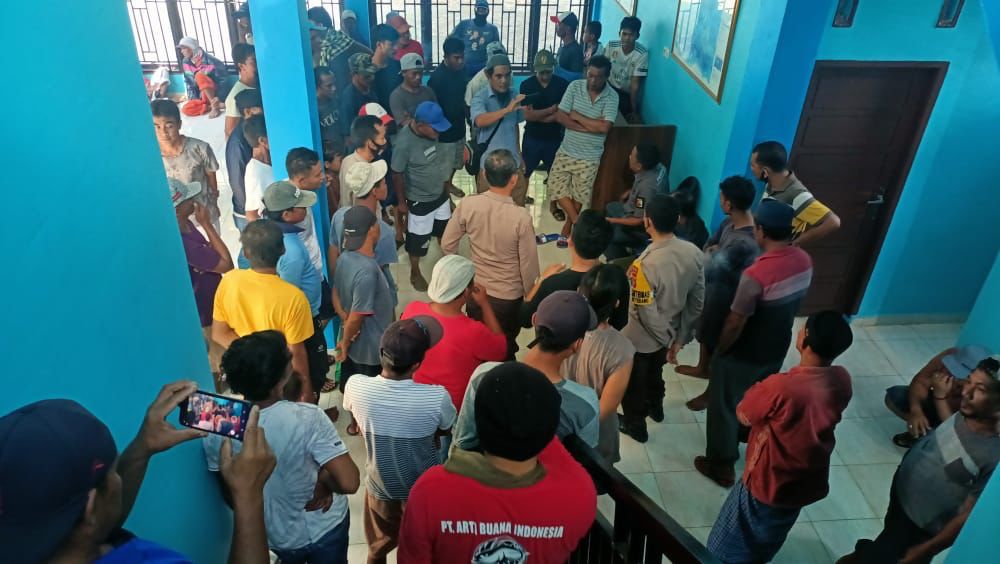 Puluhan Nelayan Datangi Kacab Dinas Kelautan