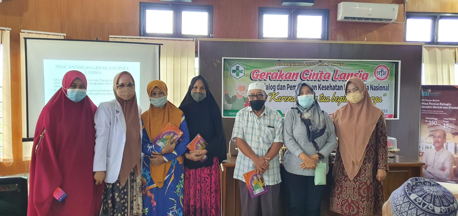 Puskesmas Pangkajene Periksa Kesehatan Lansia