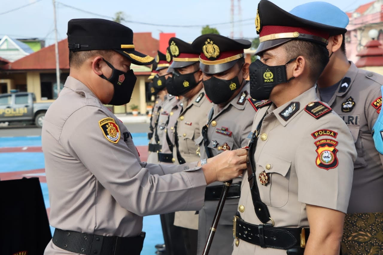Kapolres Pimpin Sertijab Empat Perwira