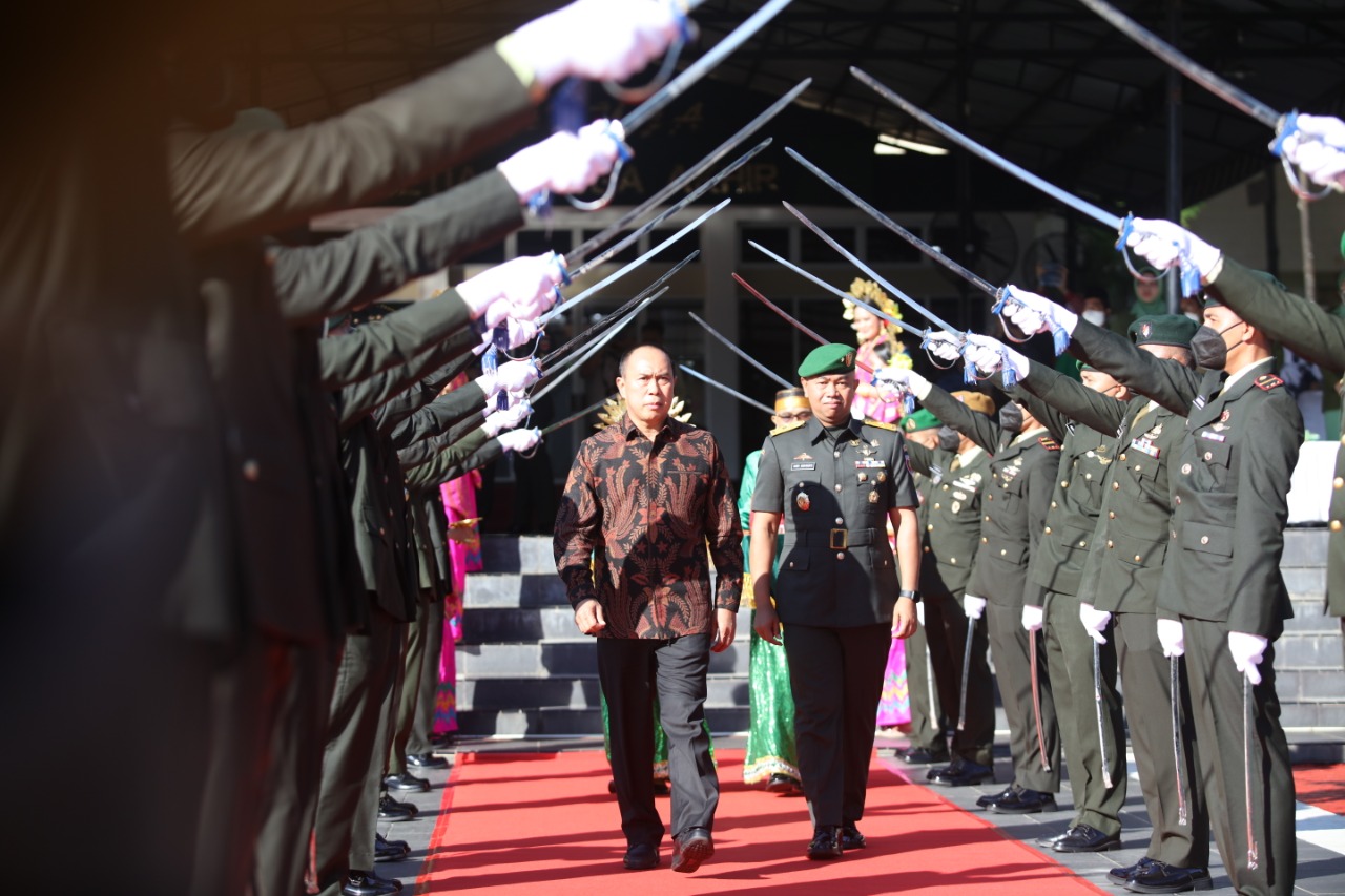 Perayaan HUT ke-65 Kodam XIV/Hasanuddin, Pangdam Pimpin Upacara di Lapangan M Yusuf