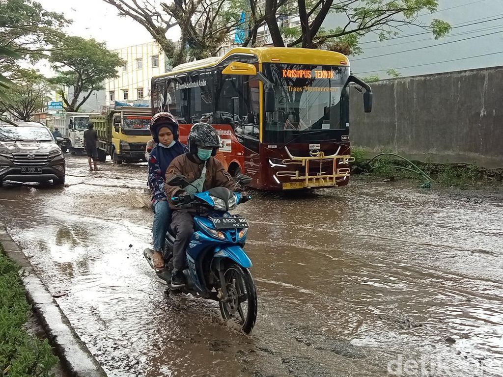 Jalan TUN Abdul Razak Dilelang Bulan Ini