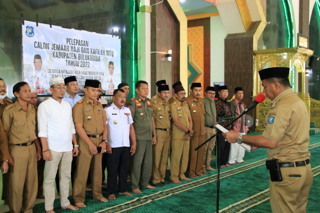 Andi Utta Kukuhkan Pengurus Masjid ICDT