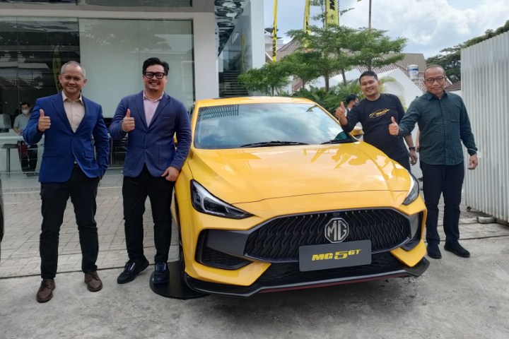 Dapatkan Pengalaman Berkendara Khas Inggris Raya Melalui MG 5 GT