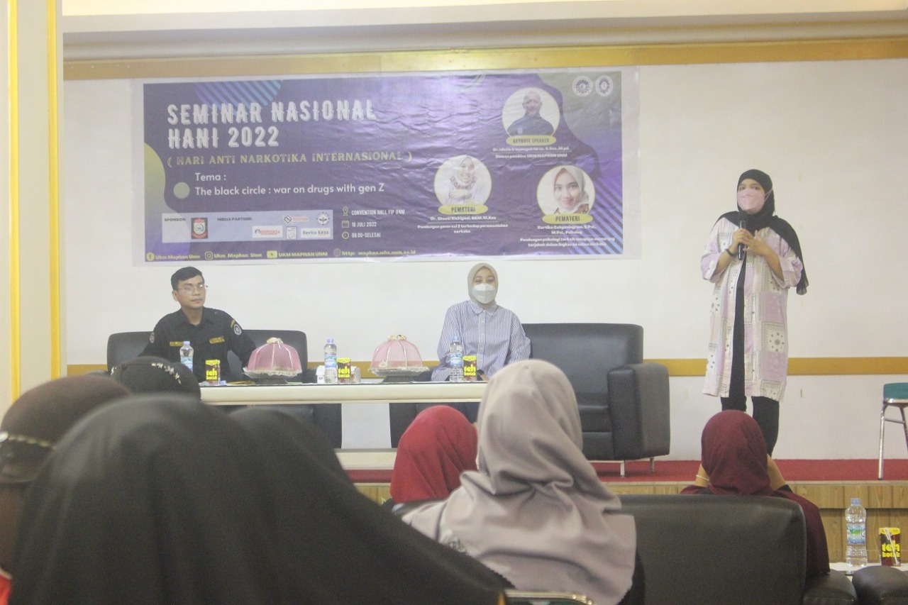 Seminar Nasional UKM MAPHAN UNM untuk Sadarkan Generasi Z tentang Bahaya Narkoba