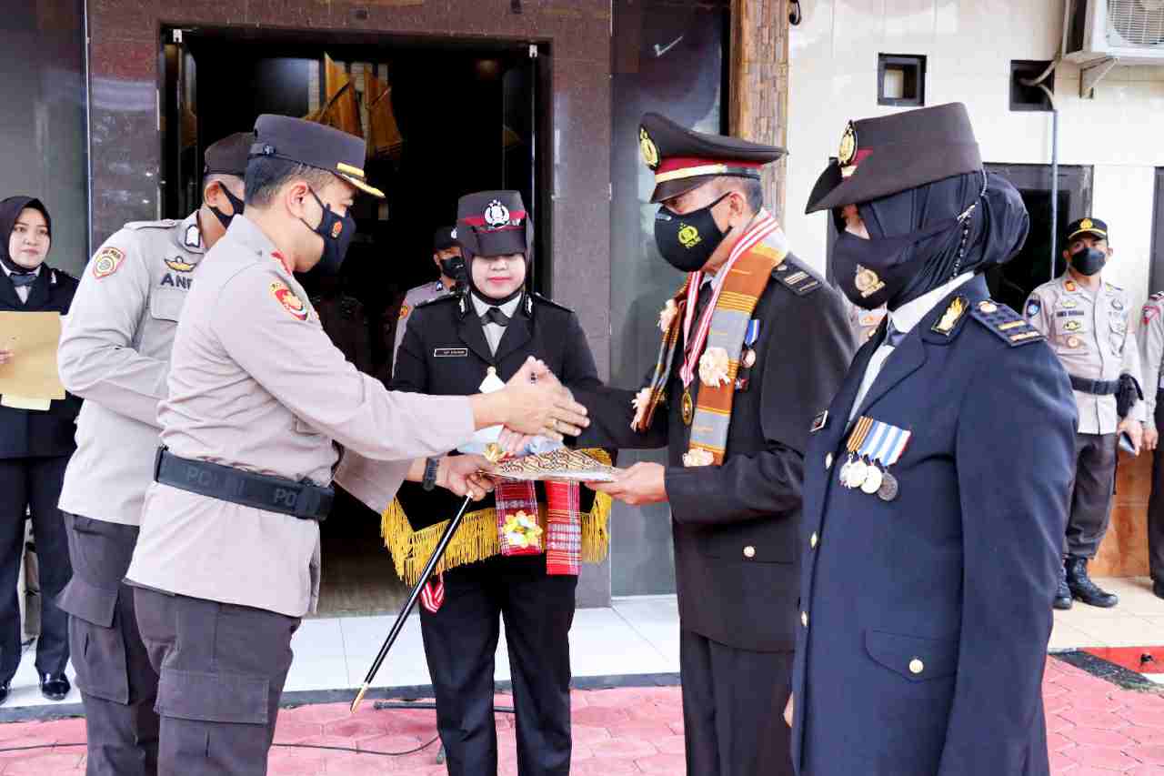 Polres Bulukumba Gelar Upacara Wisuda Purna Bakti