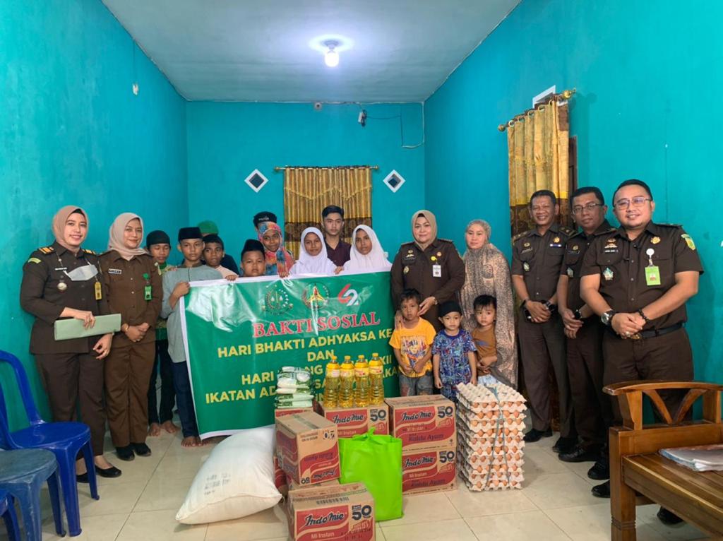 HBA 62, Kejari Gowa Kunjungi Panti Asuhan dan Purnaja