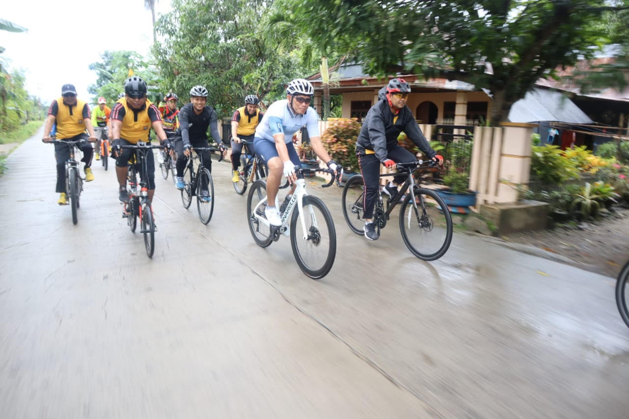 Kapolres Bersama Personel Gowes Bersama
