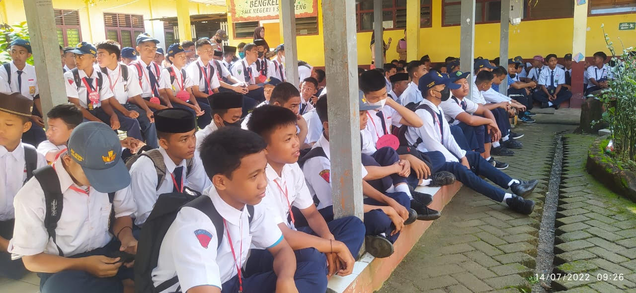 Kesbangpol Sosialisasi Anti Narkoba di Sekolah