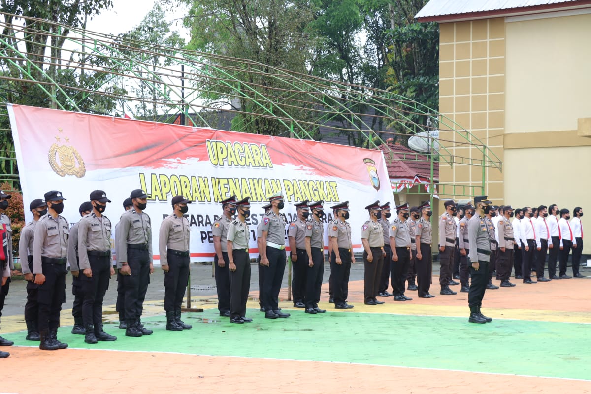 15 Personel Polres Naik Pangkat