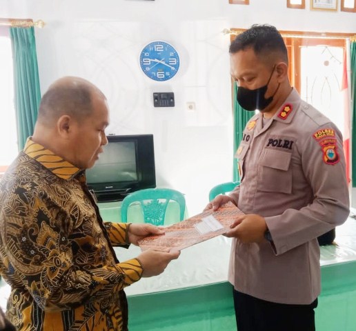 Polres Torut Terima Sertifikat Tanah Hibah