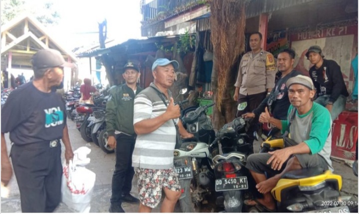 Personel Bhabinkamtibmas Temui Warga Lae-lae