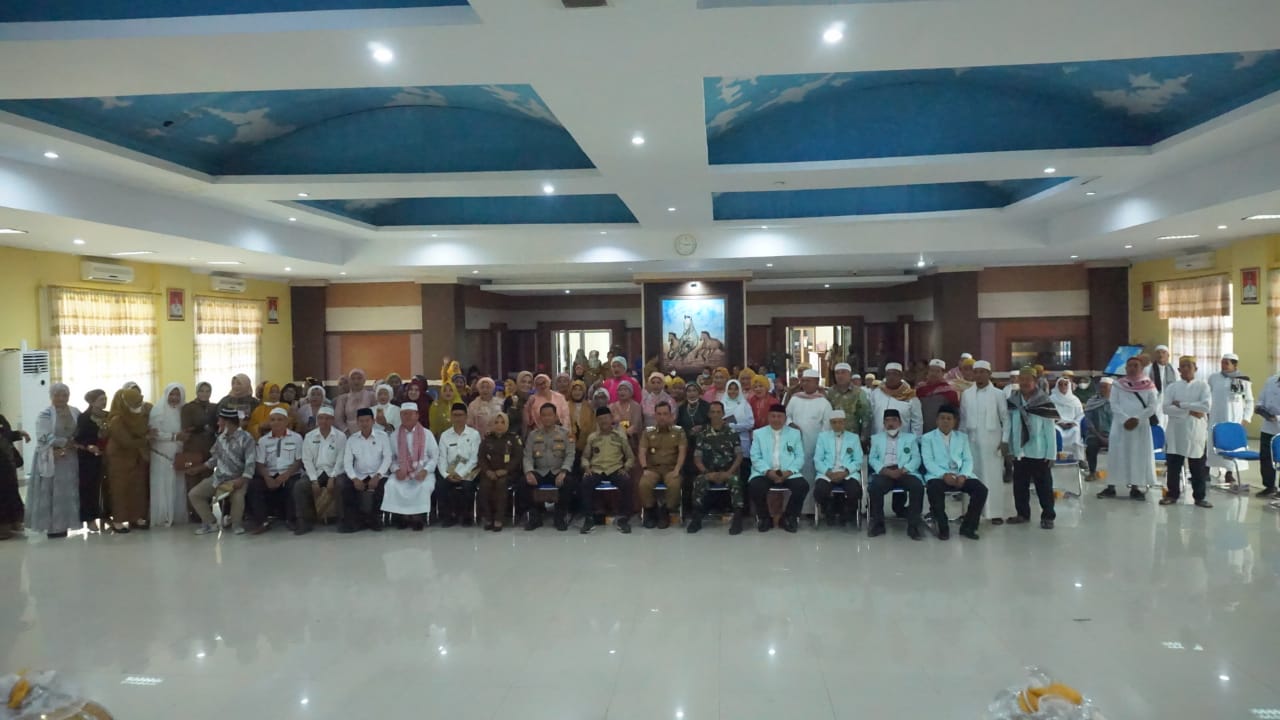 Iksan Selamati Jemaah Haji Jeneponto