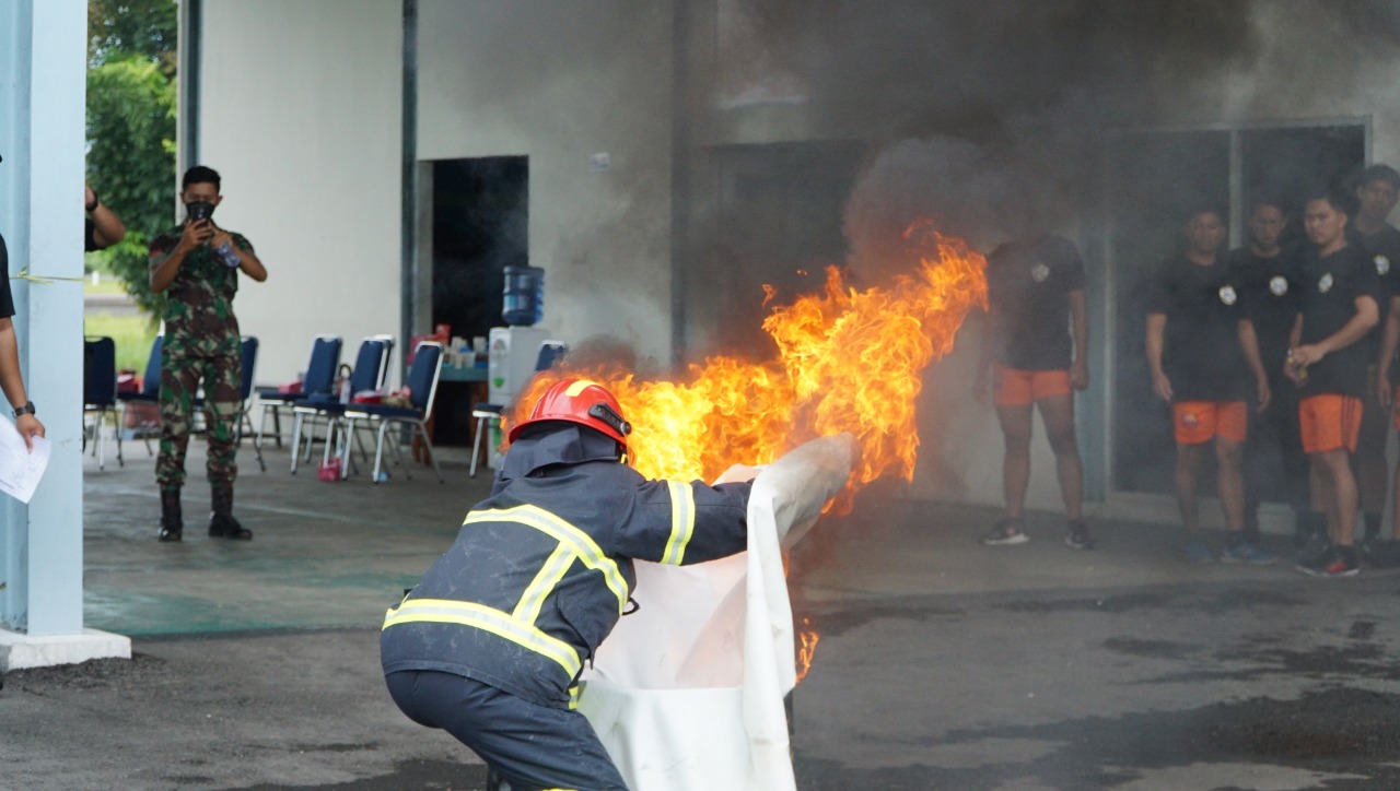 79 Personel Bandara Hasanuddin Ikuti ARFF Challenge
