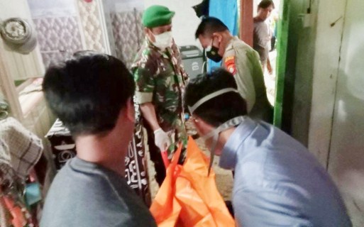 Pensiunan Guru Meninggal Bersimbah Darah