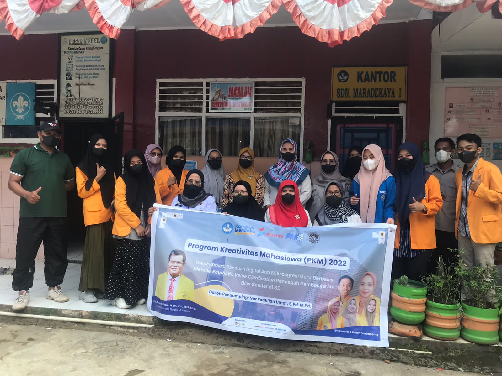 Mahasiswa FIP UNM Laksanakan PKM 2022 Teach-Smart di SD Kota Makassar