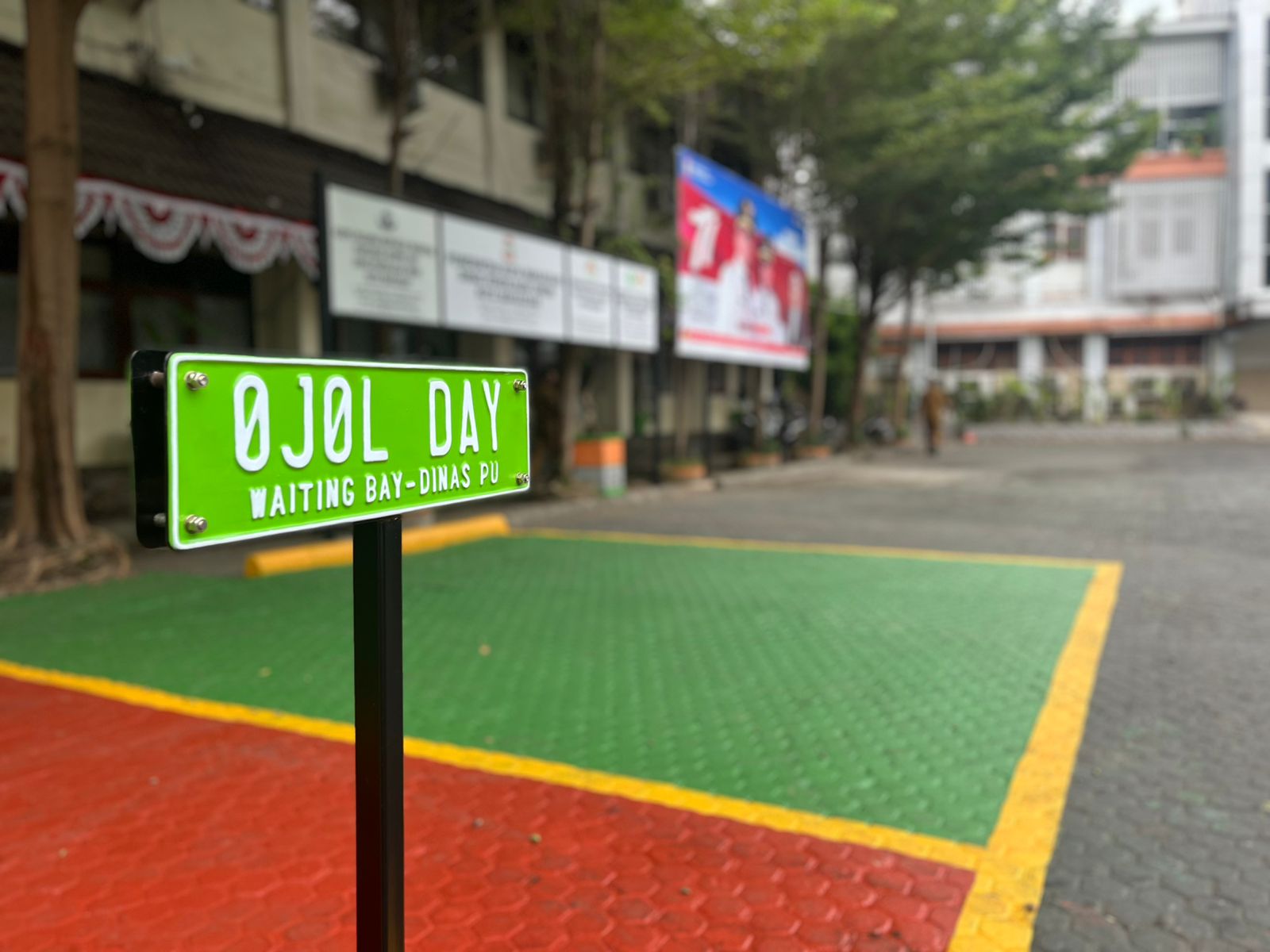 hari ojek online atau Ojol Day
