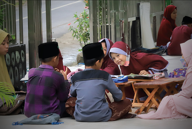 FKDT Gelar Porseni Diniyah